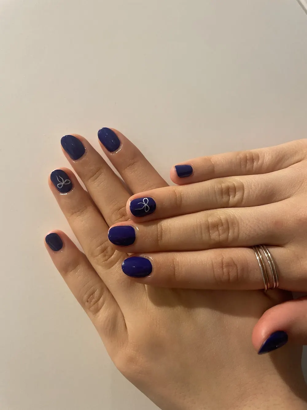 Deep navy short nails
